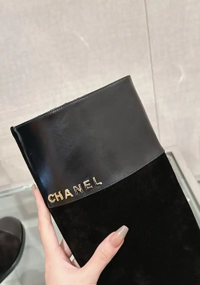 hype Chanel Boots