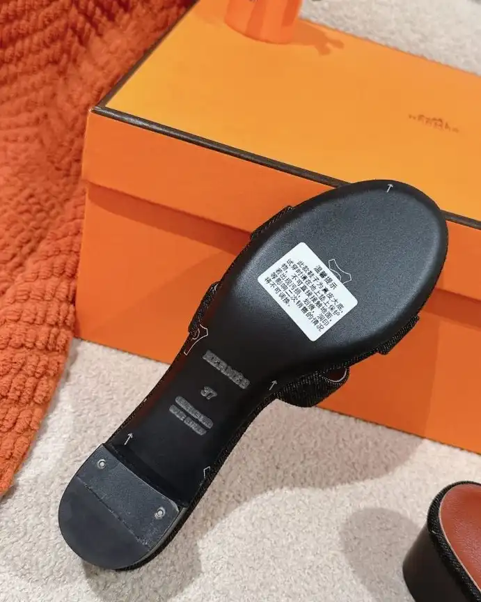 hype Hermes Slippers