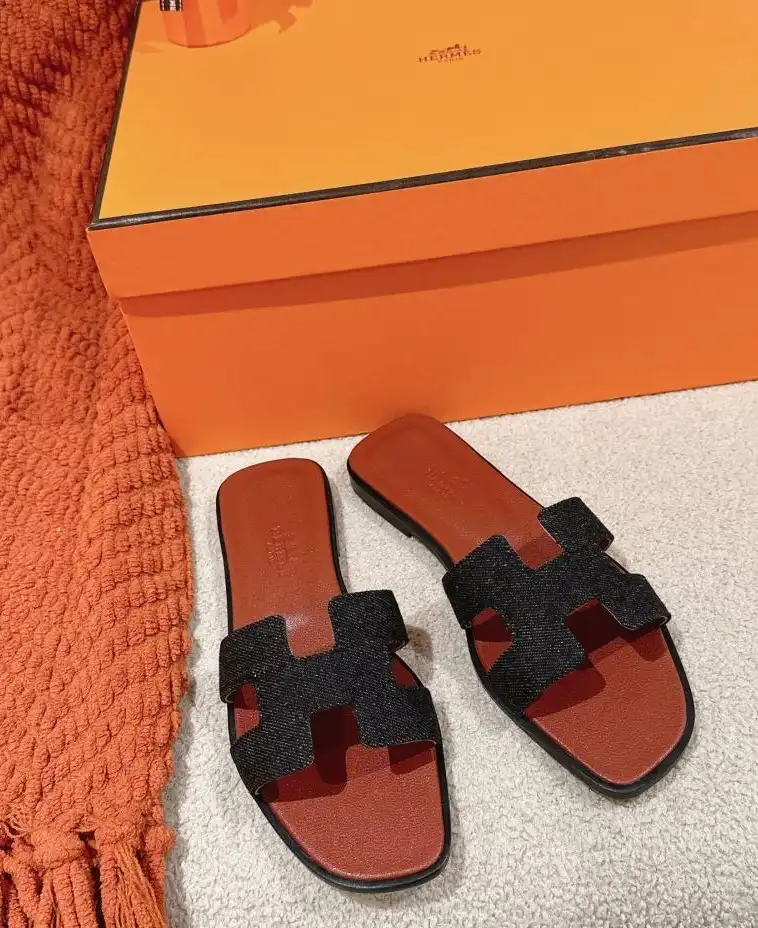 hype Hermes Slippers