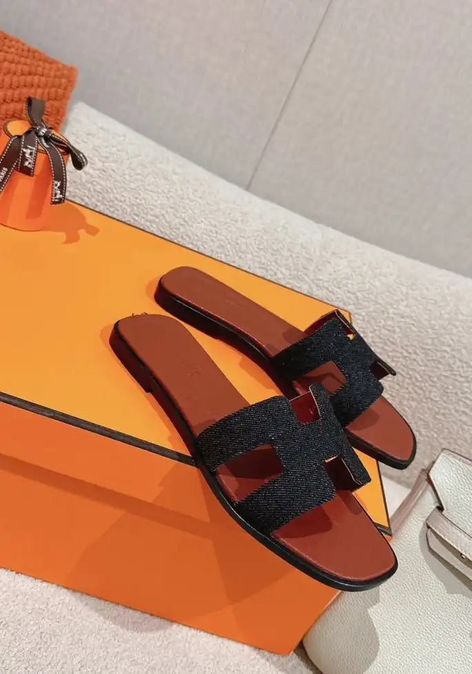 hype Hermes Slippers