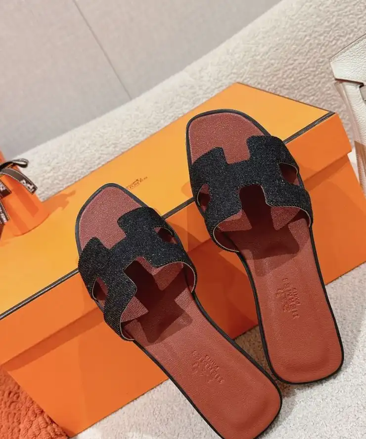 hype Hermes Slippers