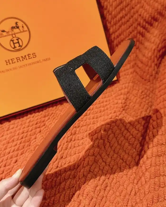 hype Hermes Slippers