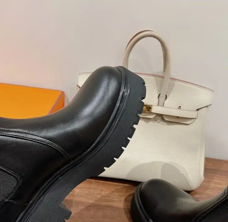 hype Hermes Boots