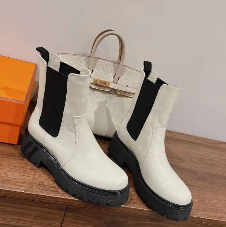 hype Hermes Boots