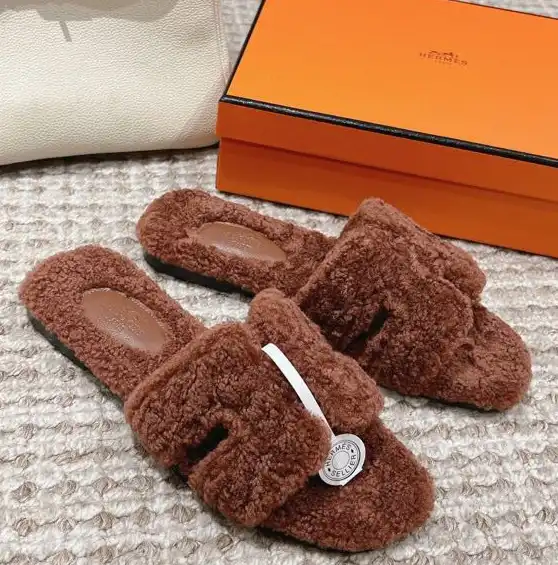 hype Hermes Slippers