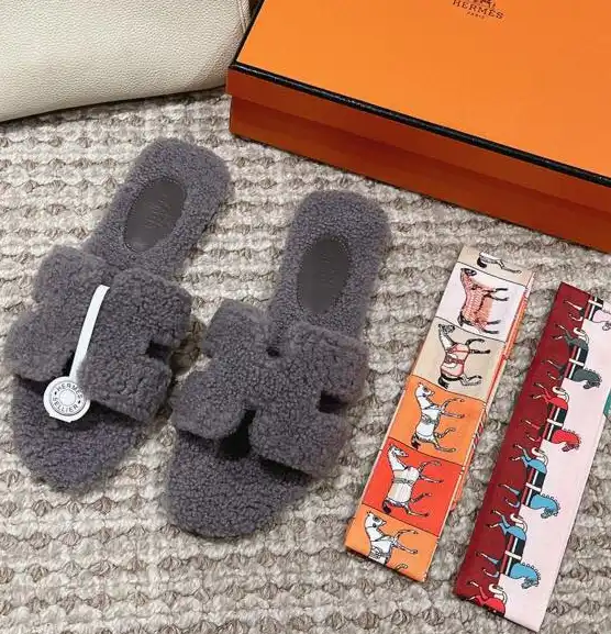 hype Hermes Slippers