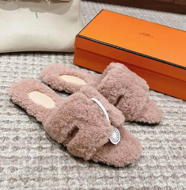 hype Hermes Slippers