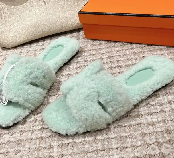 hype Hermes Slippers