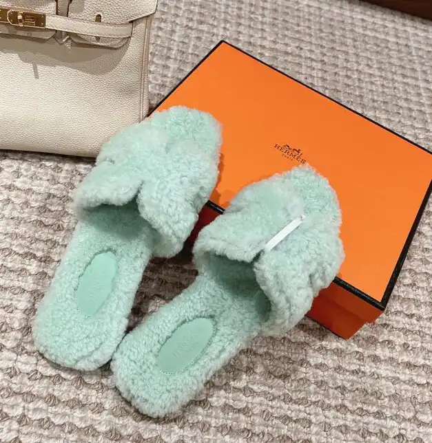 hype Hermes Slippers