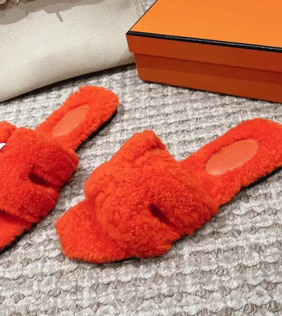 hype Hermes Slippers