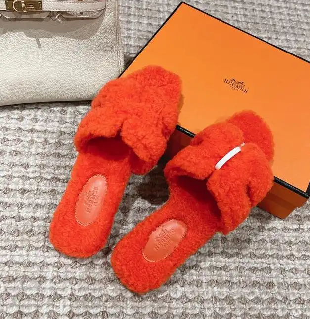 hype Hermes Slippers