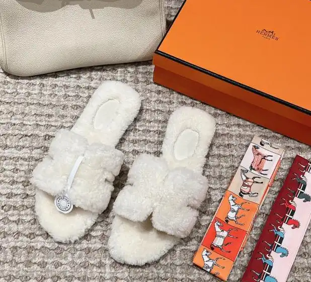 hype Hermes Slippers