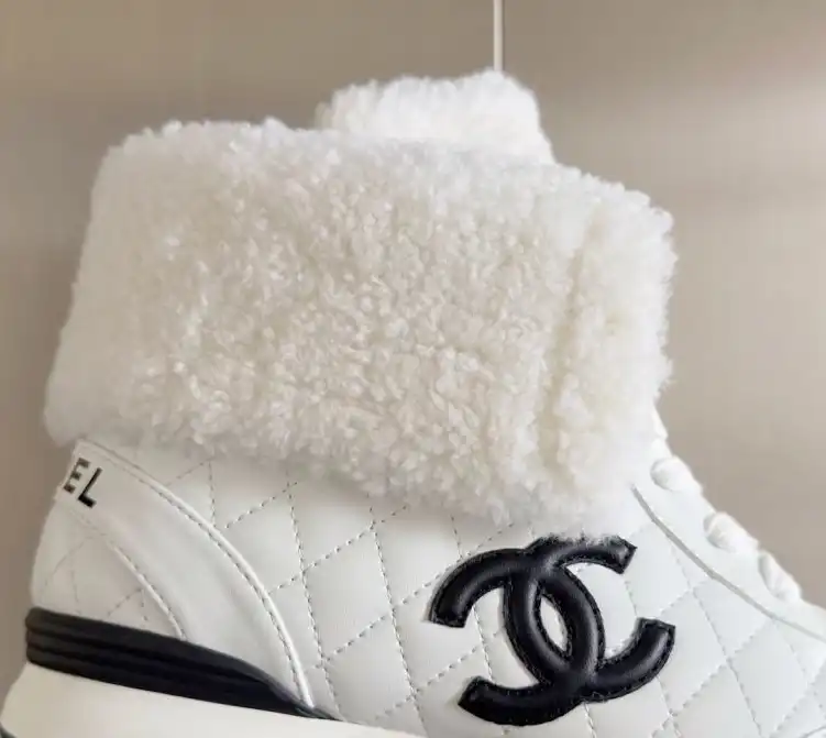 hype Chanel Sneakers