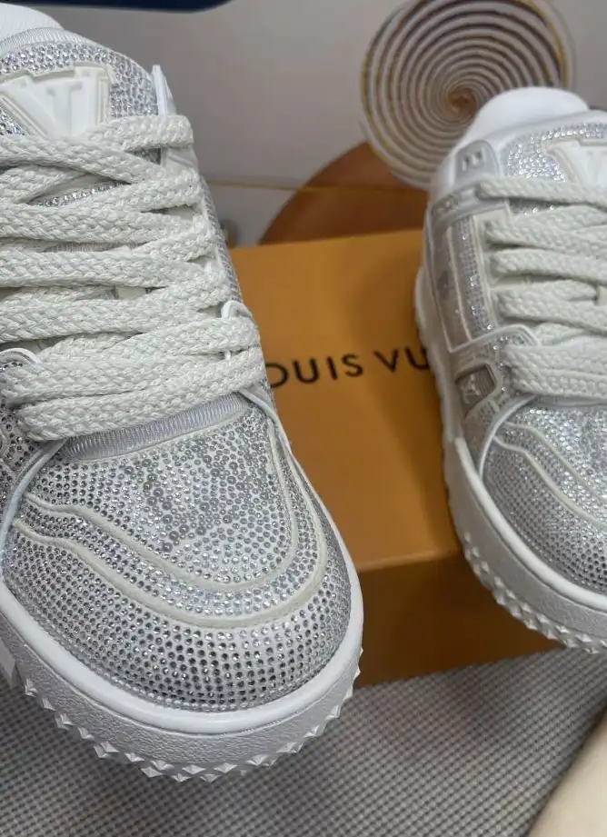 hype Louis Vuitton Sneakers