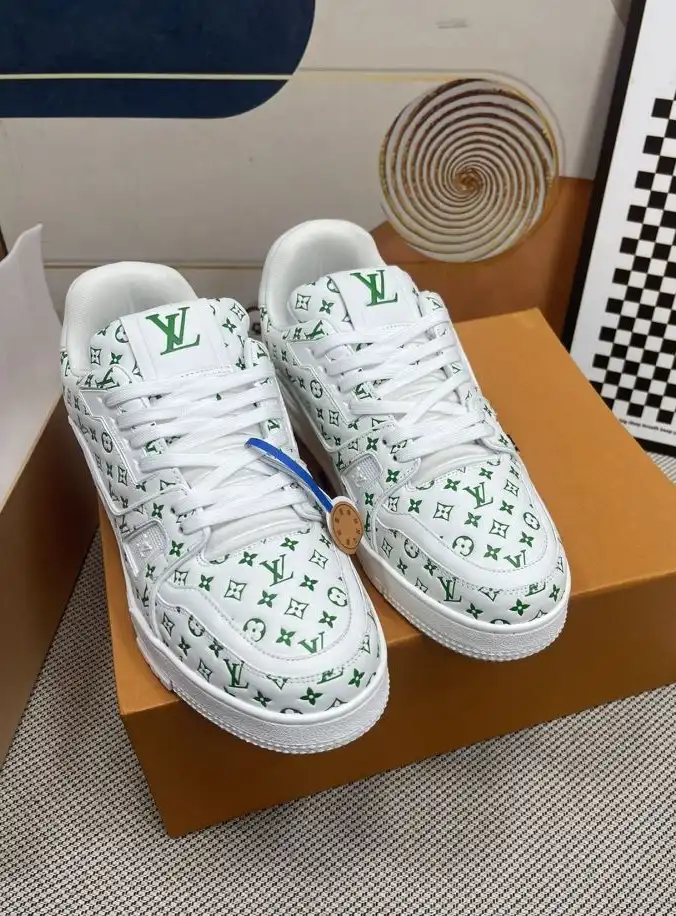 hype Louis Vuitton Sneakers