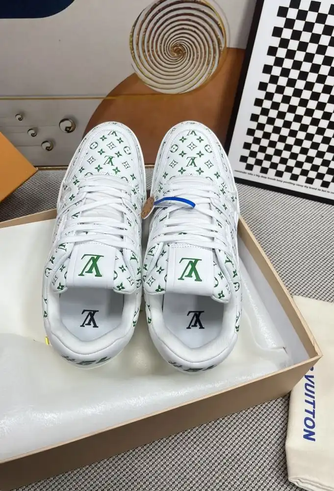 hype Louis Vuitton Sneakers