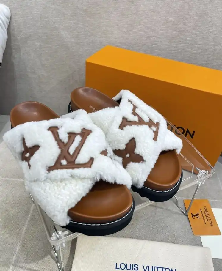 hype LV Slippers