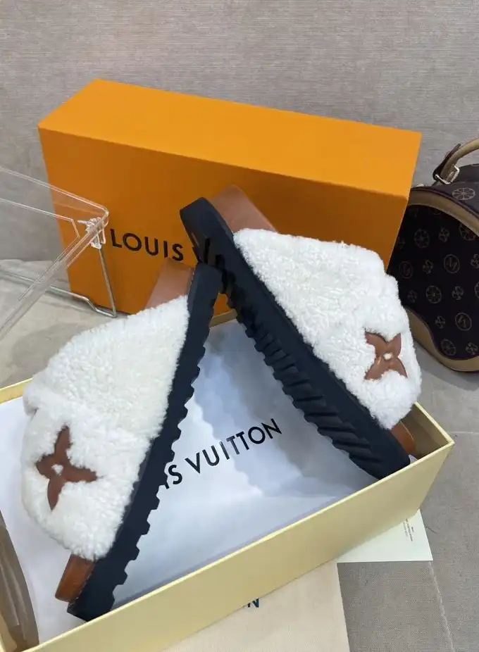 hype LV Slippers