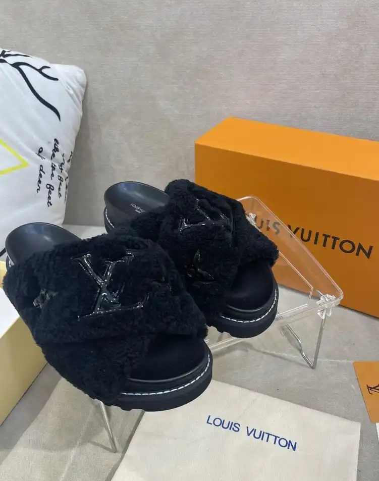 hype LV Slippers