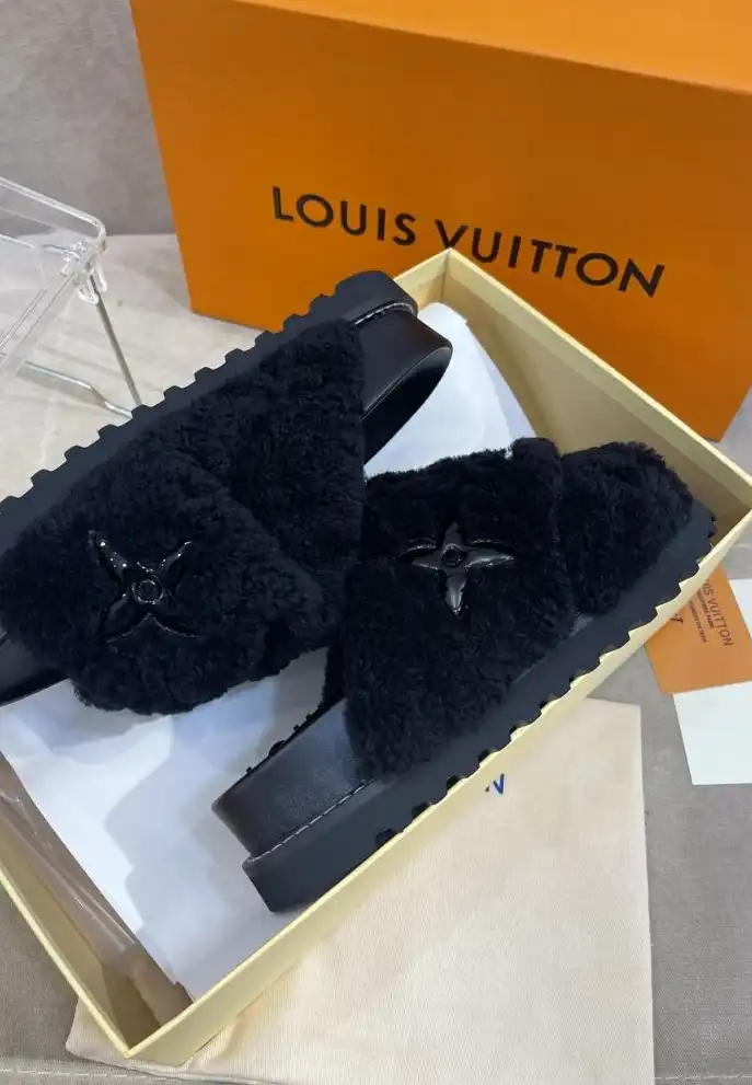 hype LV Slippers