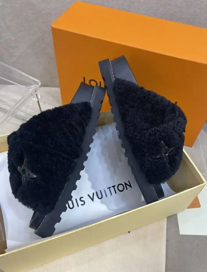 hype LV Slippers