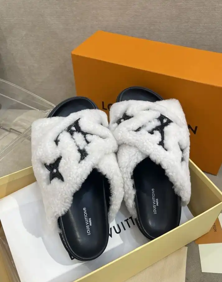 hype LV Slippers