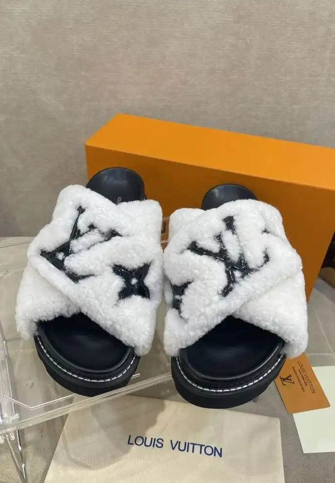 hype LV Slippers