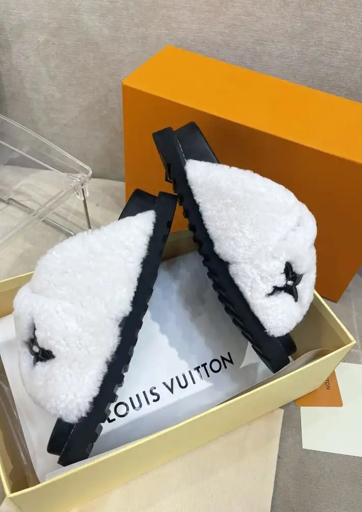 hype LV Slippers