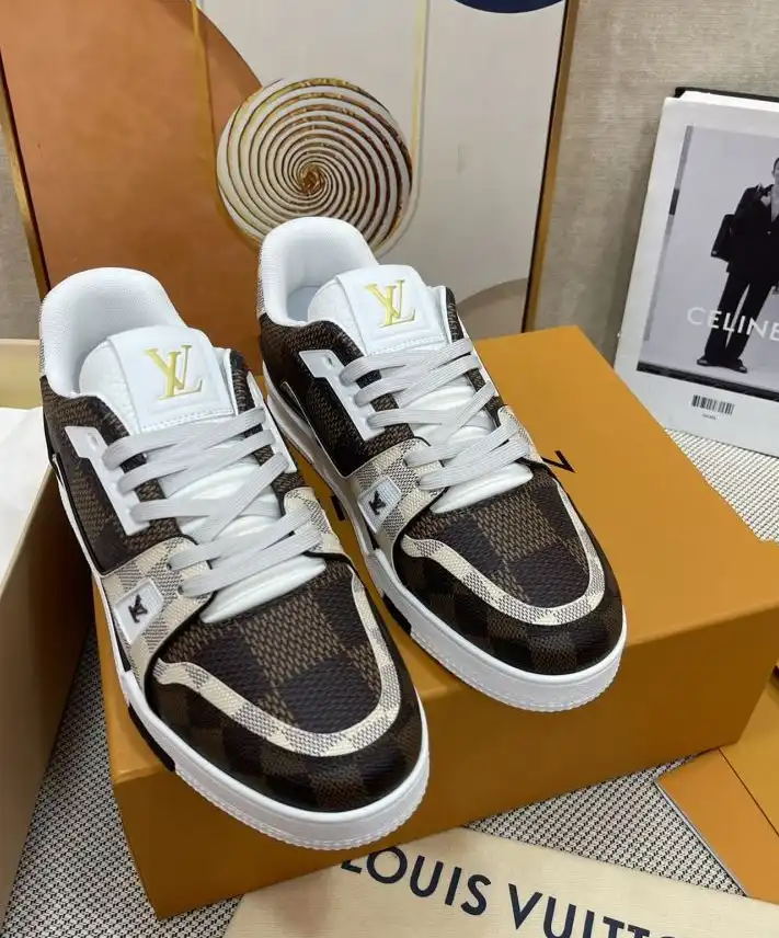 hype Louis Vuitton Sneakers