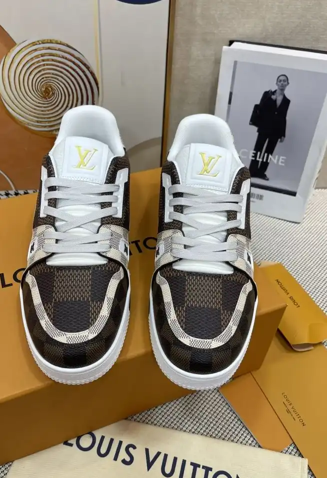 hype Louis Vuitton Sneakers