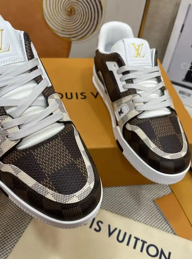 hype Louis Vuitton Sneakers