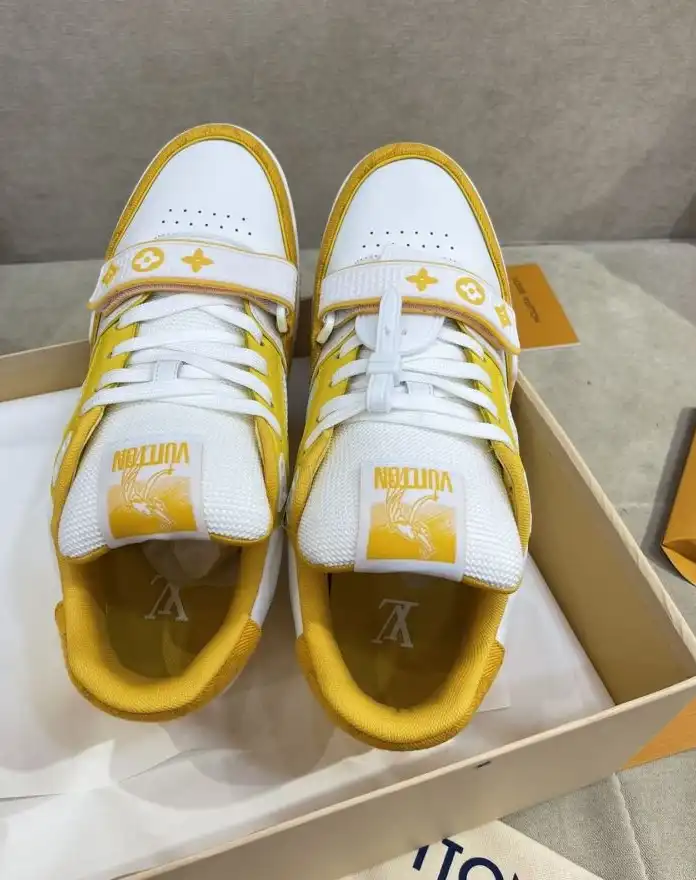 hype Louis Vuitton Sneakers