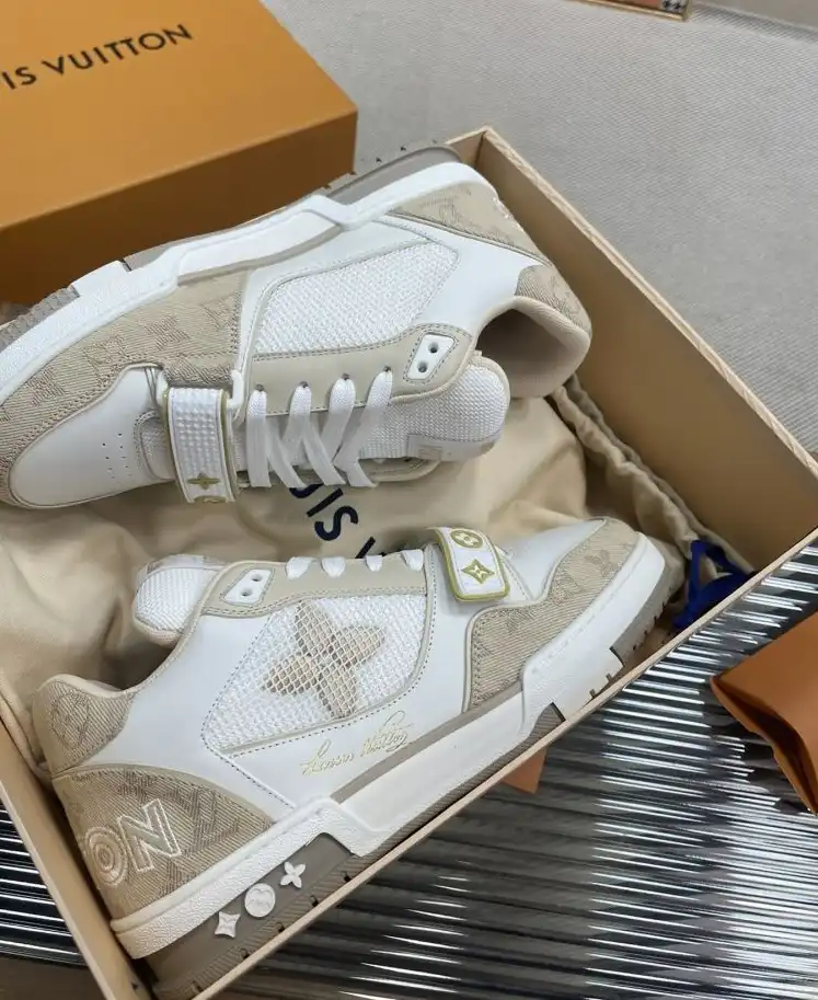 hype Louis Vuitton Sneakers