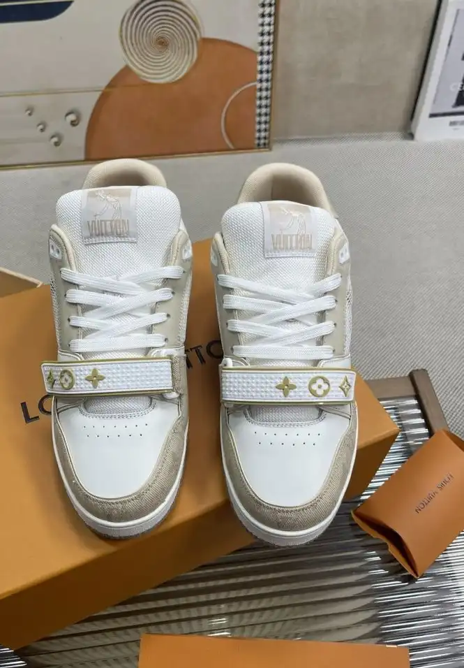 hype Louis Vuitton Sneakers