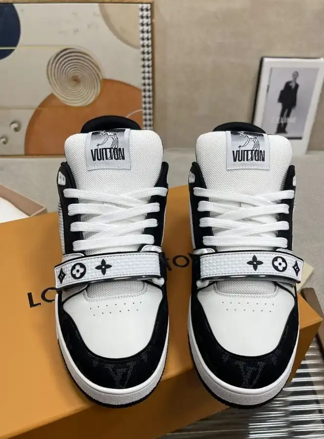 hype Louis Vuitton Sneakers