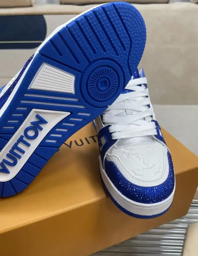 hype Louis Vuitton Sneakers