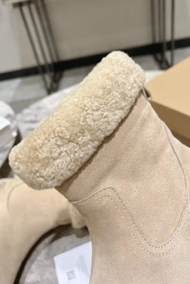 hype UGG Boots