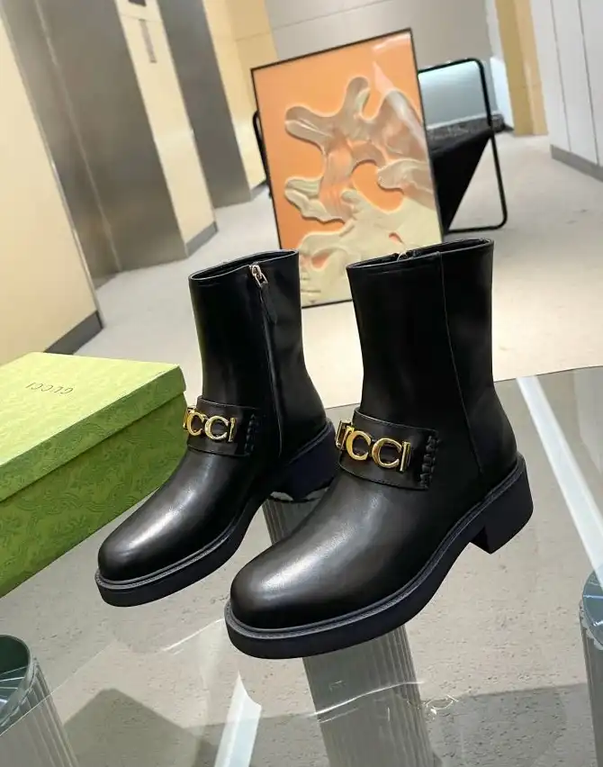 hype Gucci Boots