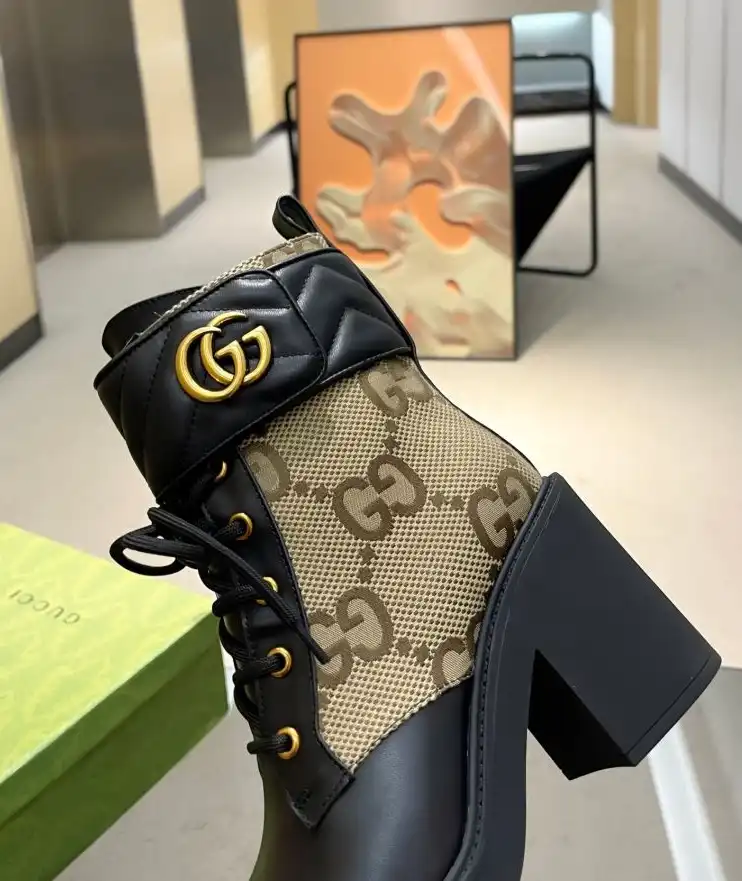 hype Gucci Boots