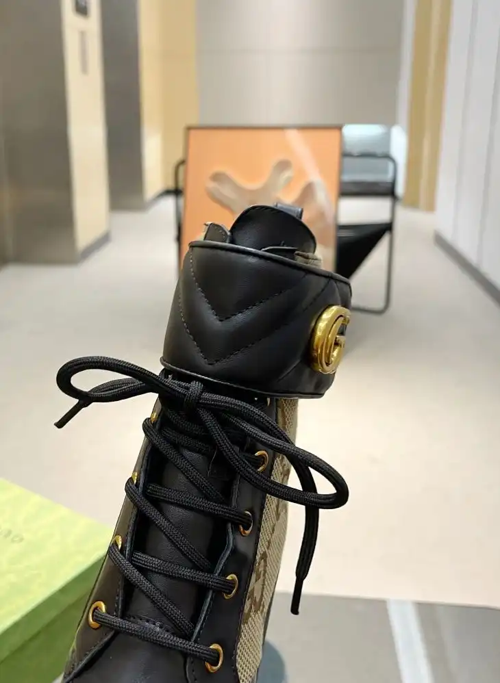 hype Gucci Boots