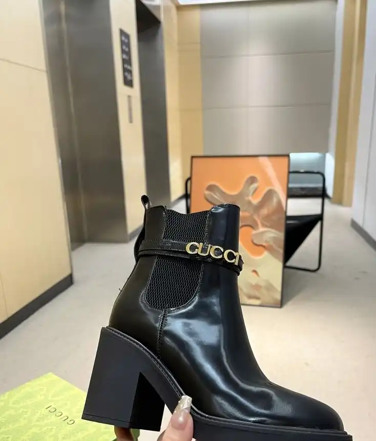 hype Gucci Boots