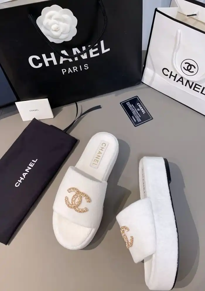 hype Chanel Slippers