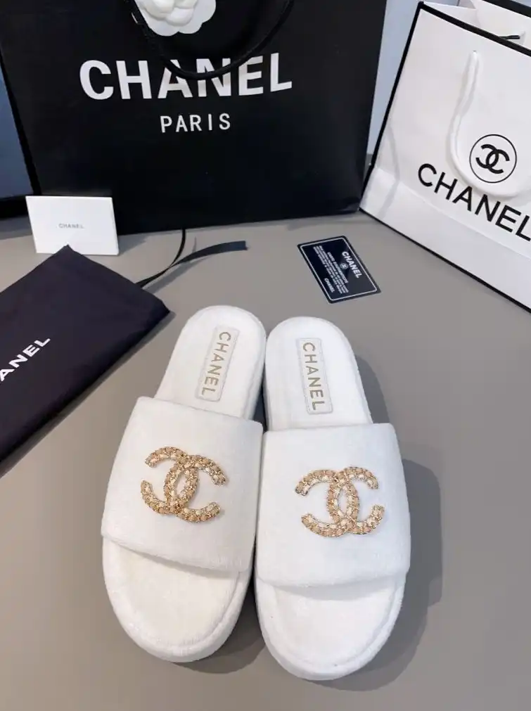 hype Chanel Slippers