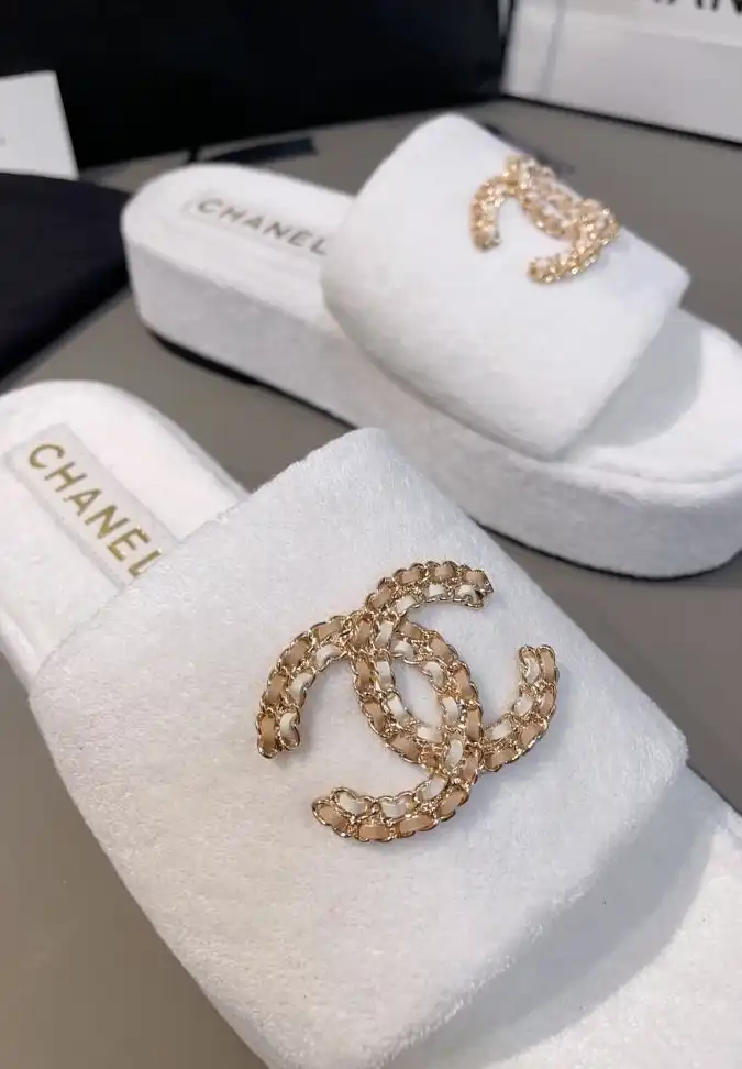 hype Chanel Slippers