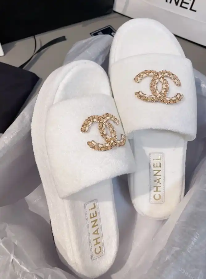 hype Chanel Slippers