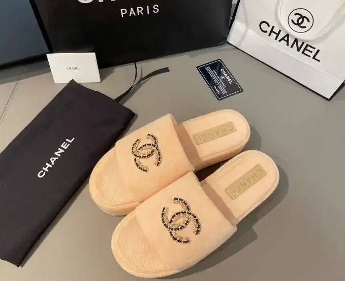 hype Chanel Slippers