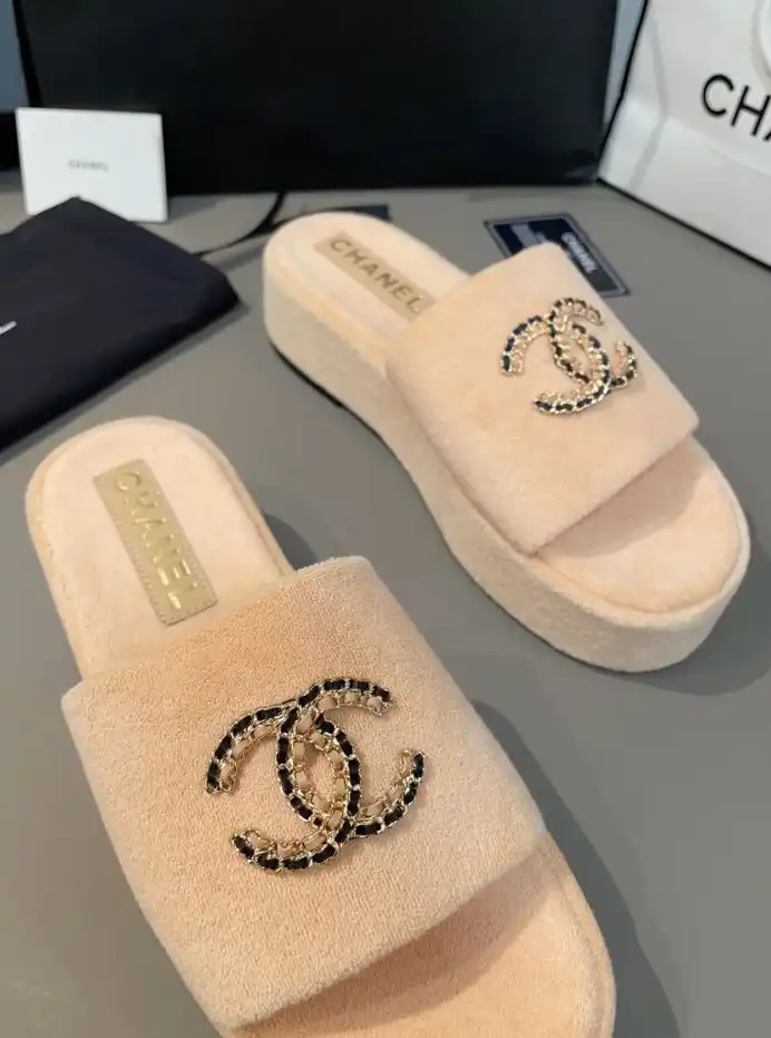 hype Chanel Slippers