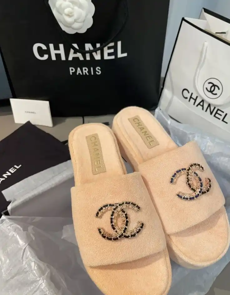 hype Chanel Slippers