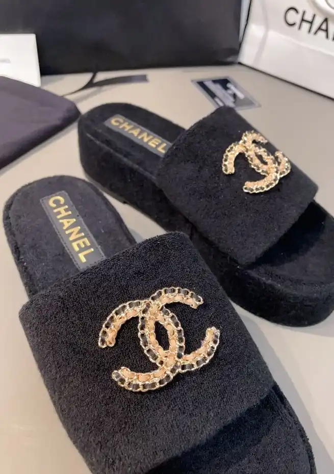 hype Chanel Slippers