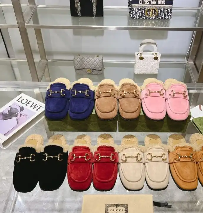 hype Gucci Slippers